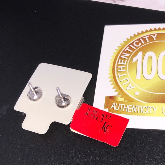 Real Diamond Earrings .55ct appraisal doc included - Picture 5 of 7